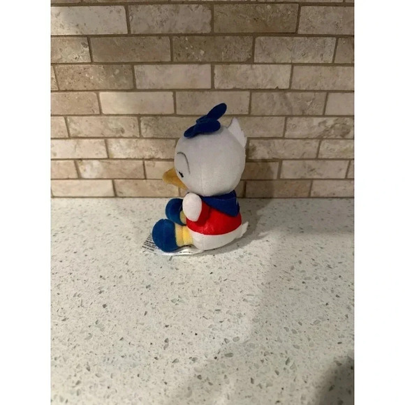 Daisy Duck Disney Parks Wishables Plush Disney Cruise Line Series  b23 - Picture 4 of 4